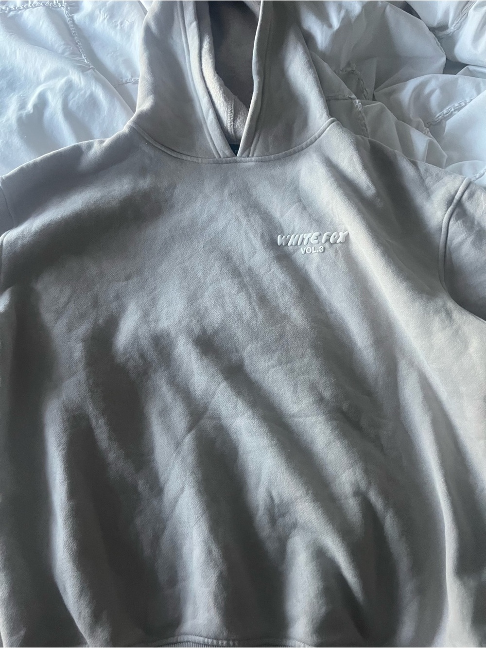 White fox vol.3 hoodie